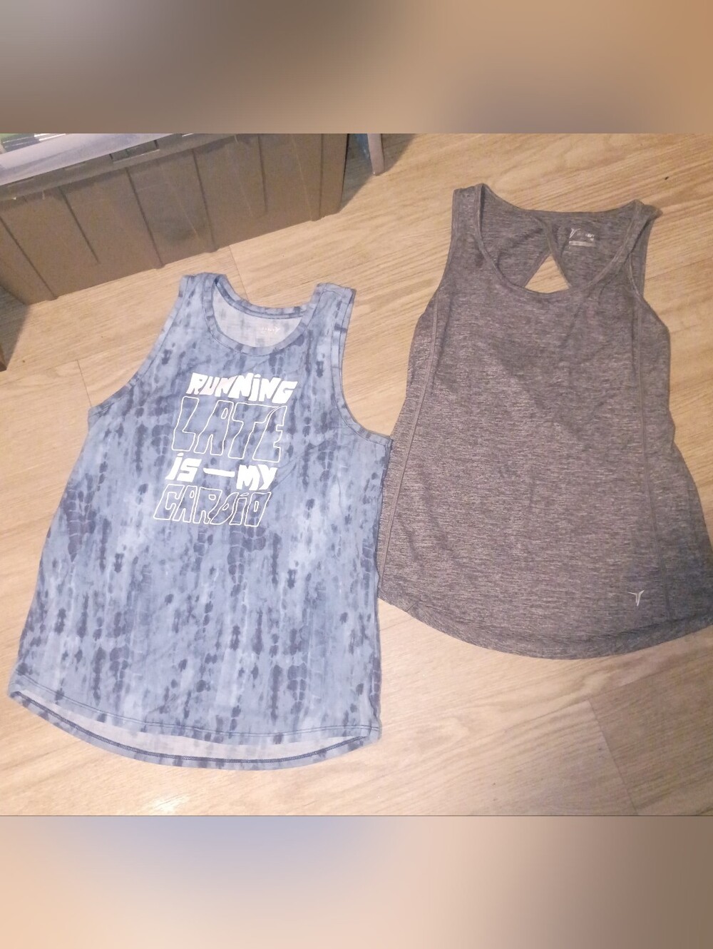 Woman's Tank Lot